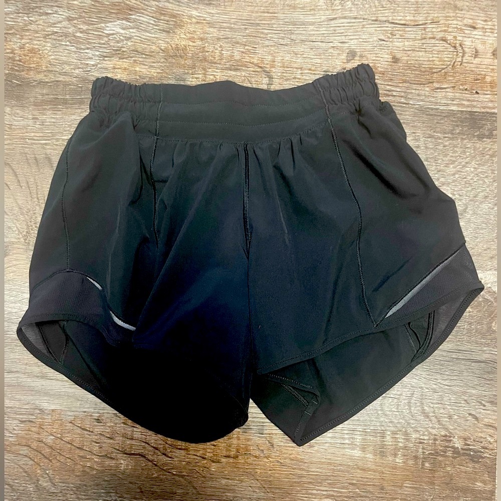 Lululemon black shorts